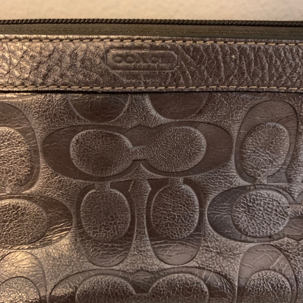 Coach clutch - Picture 2 of 3